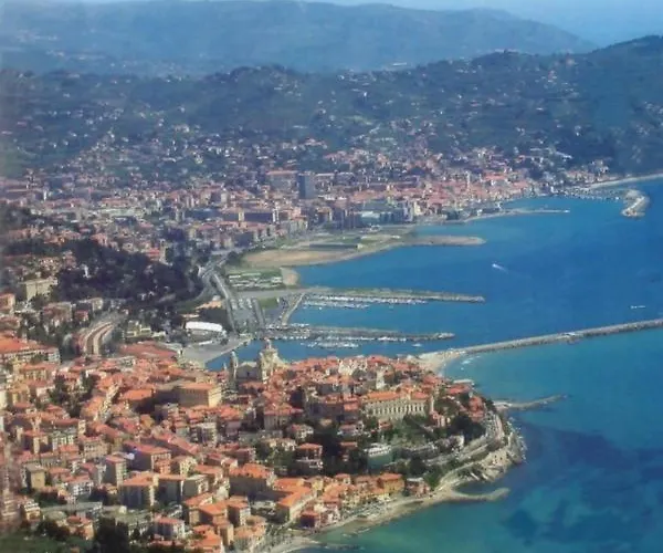 Ferienhaus Casa Gialla Imperia