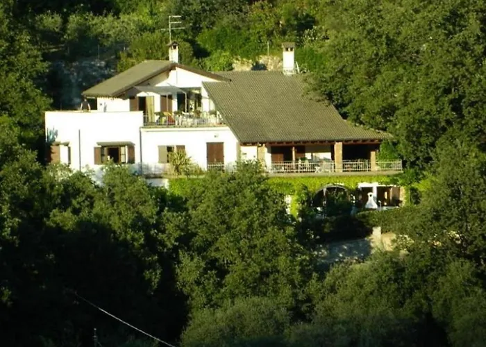 Semesterbostad Casa Gialla